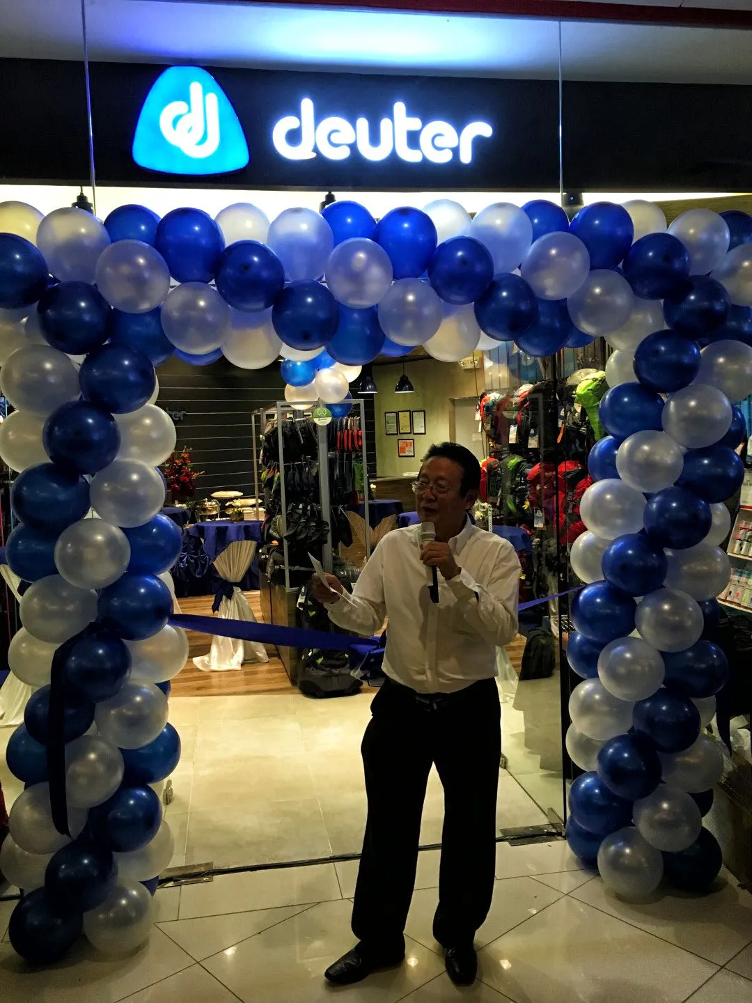 Deuter is finally in Cebu